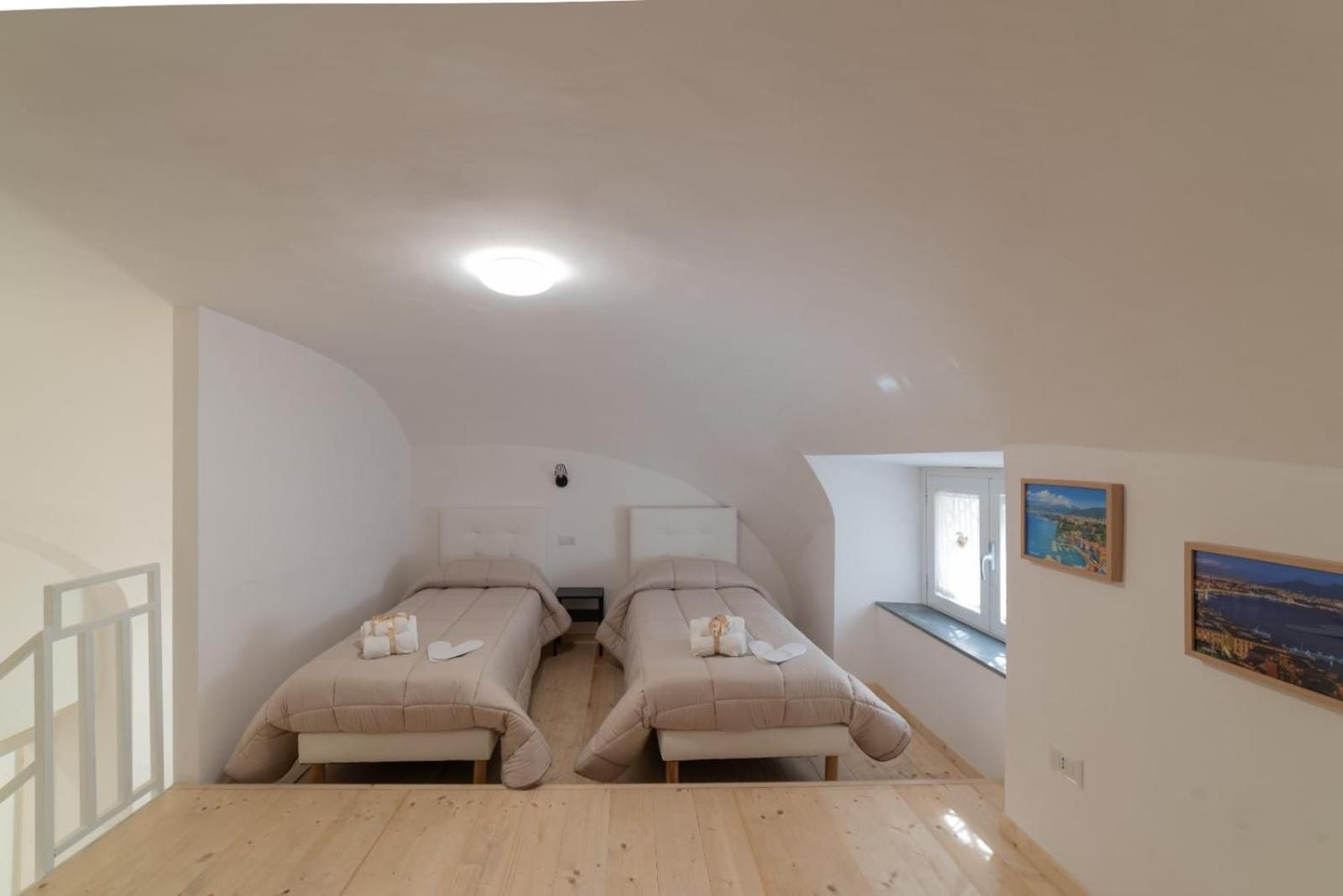 Stone House Michelle Apartment Torre Annunziata Bagian luar foto
